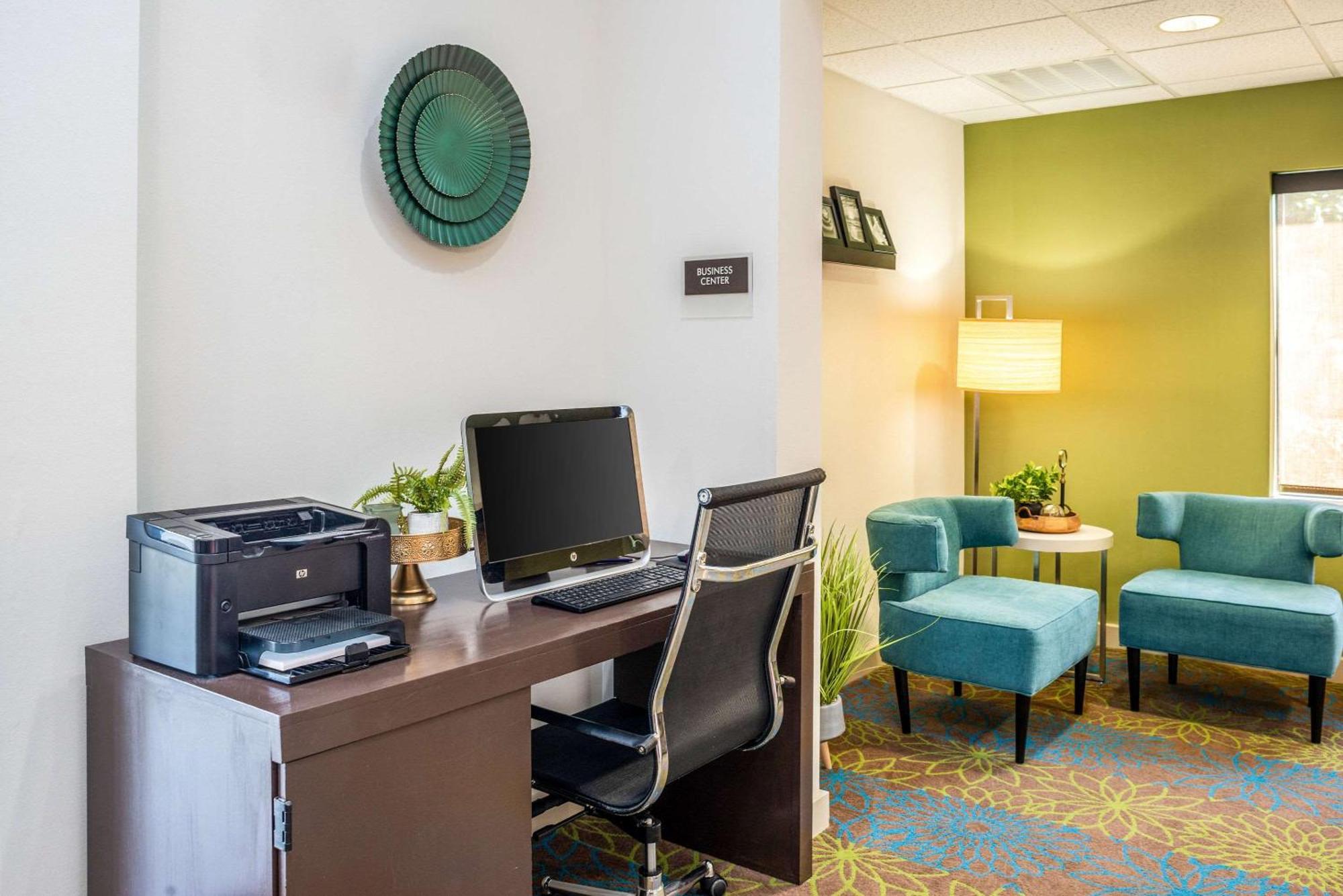 Sleep Inn & Suites Harrisonburg Near University מראה חיצוני תמונה