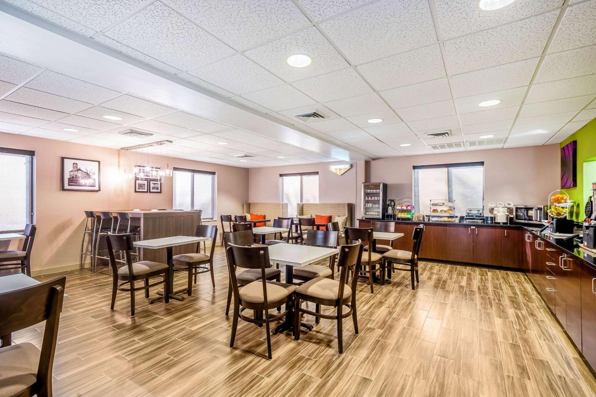 Sleep Inn & Suites Harrisonburg Near University מראה חיצוני תמונה