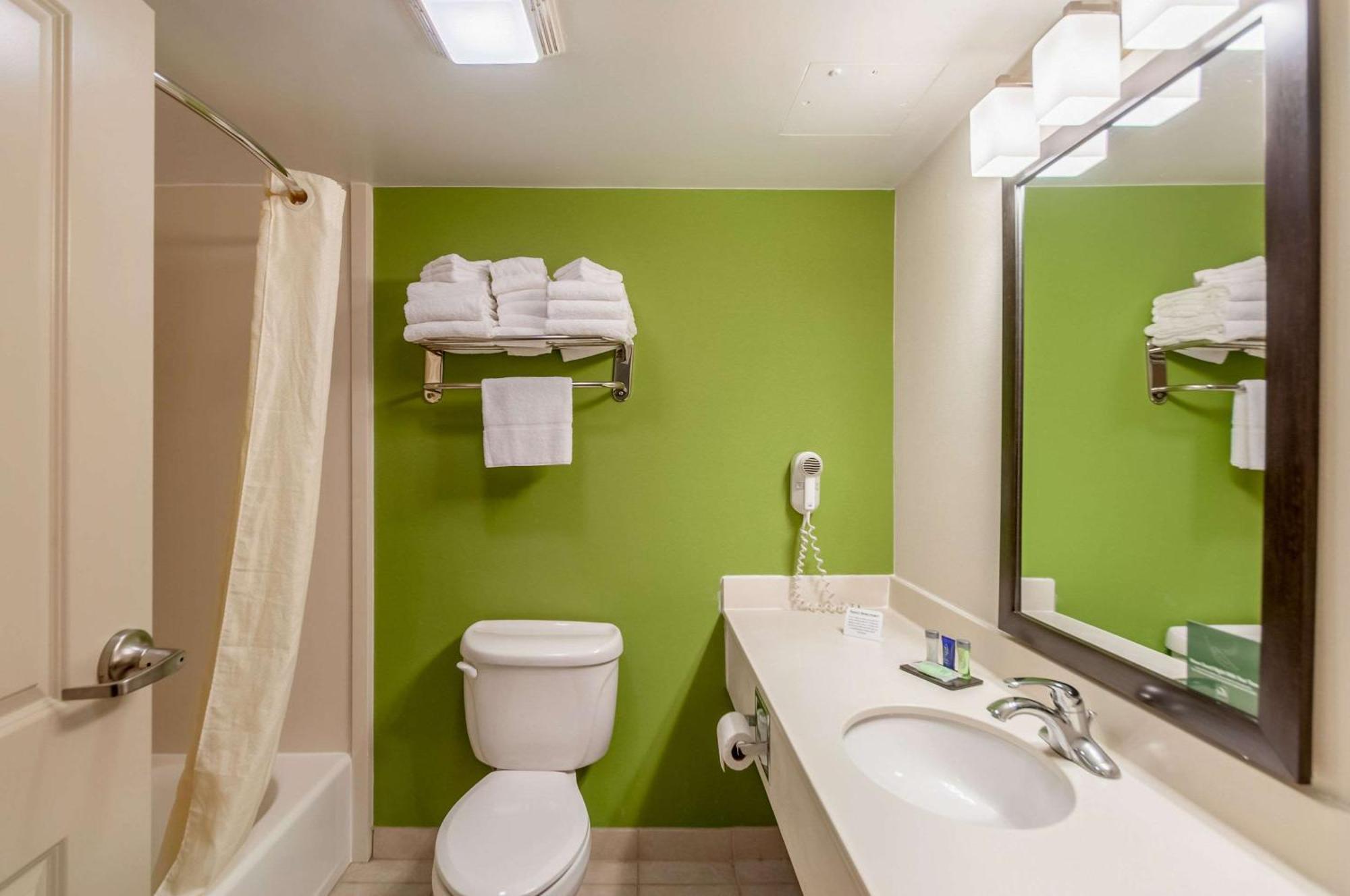 Sleep Inn & Suites Harrisonburg Near University מראה חיצוני תמונה