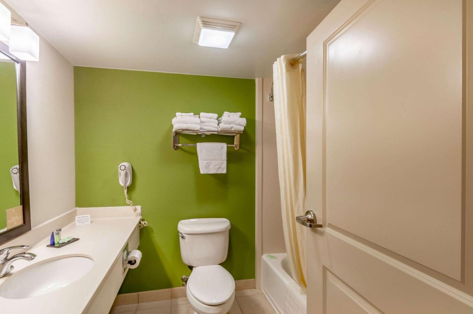 Sleep Inn & Suites Harrisonburg Near University מראה חיצוני תמונה