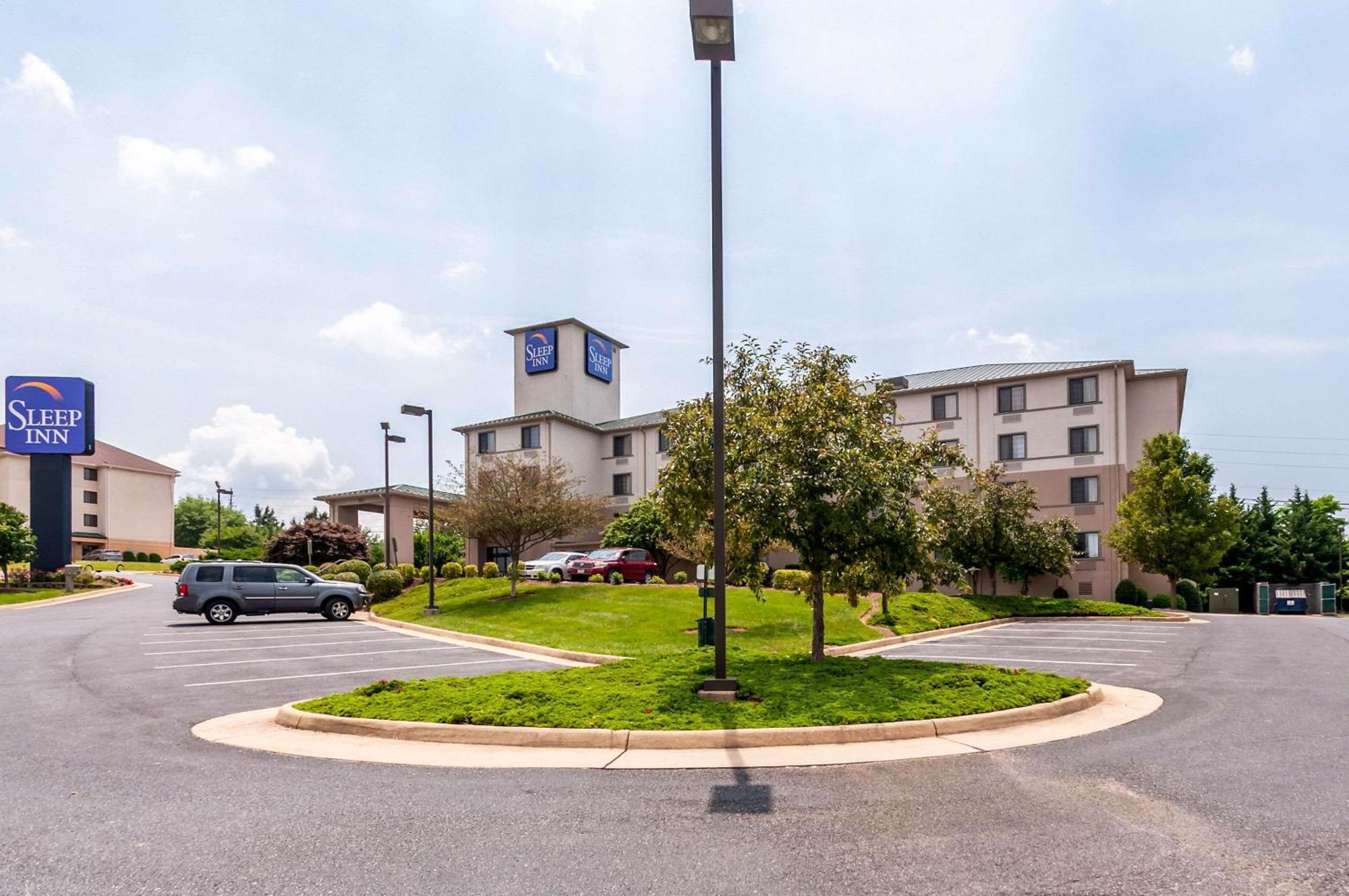 Sleep Inn & Suites Harrisonburg Near University מראה חיצוני תמונה