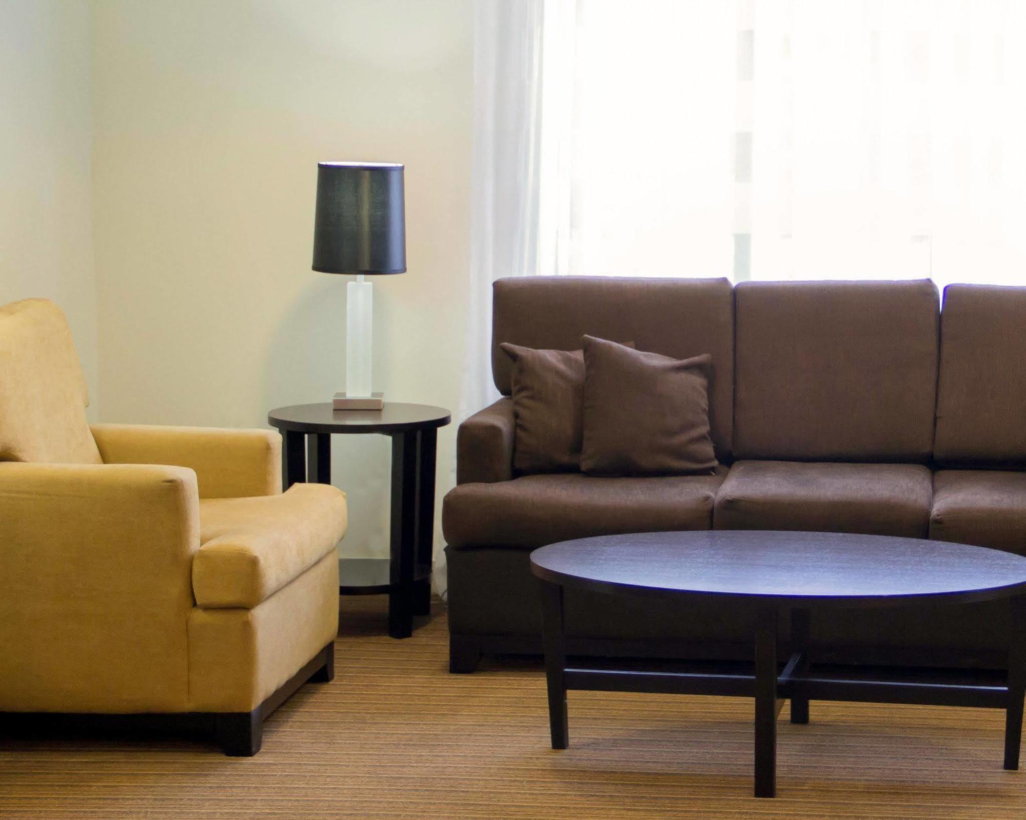 Sleep Inn & Suites Harrisonburg Near University מראה חיצוני תמונה