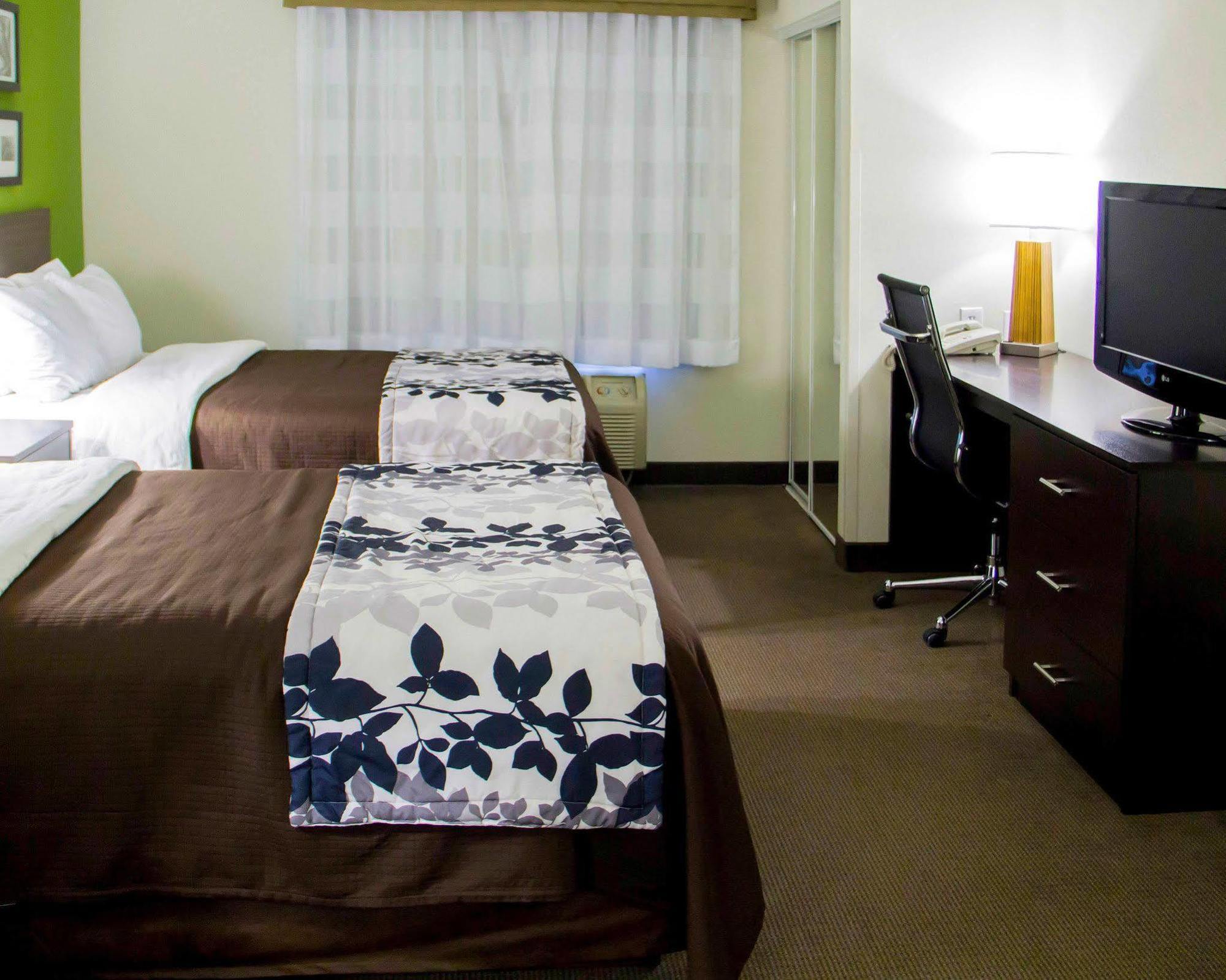 Sleep Inn & Suites Harrisonburg Near University מראה חיצוני תמונה
